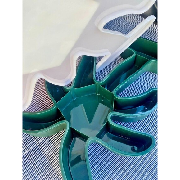 Le Gourmet Chef Palm Tree Servette 9 Section Covered Lid Snack Server Party Tray - Picture 5 of 11